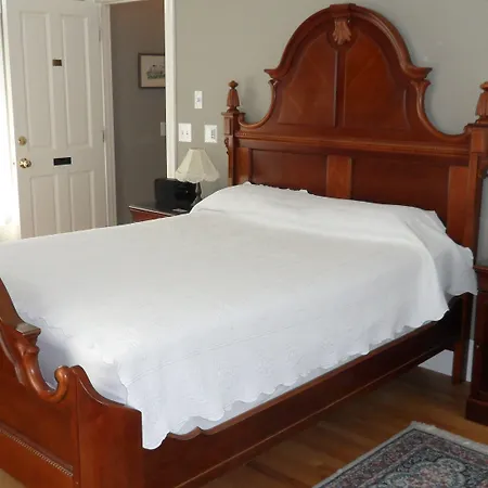 Windsome Bed & Breakfast-3